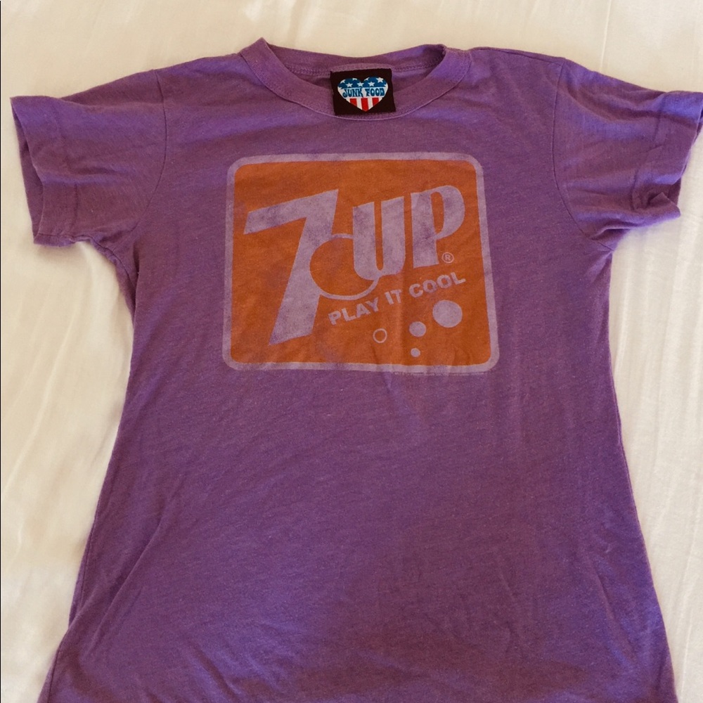 Vintage 7 Up Tee Shirt